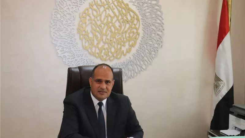 وزير التعليم يعين عبدالرؤوف علام رئيسا للمجلس الأعلى للأمناء