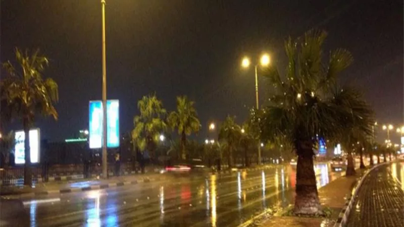 سقوط أمطار غزيرة بمحافظتي القاهرة والجيزة