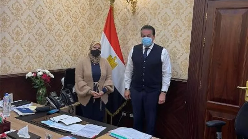 نقيب التمريض: تخصيص 3 زمالات جديدة.. ومناقشة مكافأة الامتياز للطلاب ومساواتهم بإمتياز الأطباء