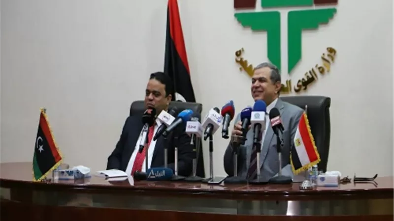 وزيرا القوى العاملة و
