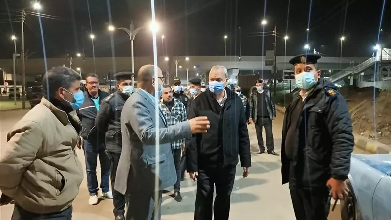 محافظ القليوبية يشن حملة لازالة الاشغالات والتعديات على الطرق العامة ببنها