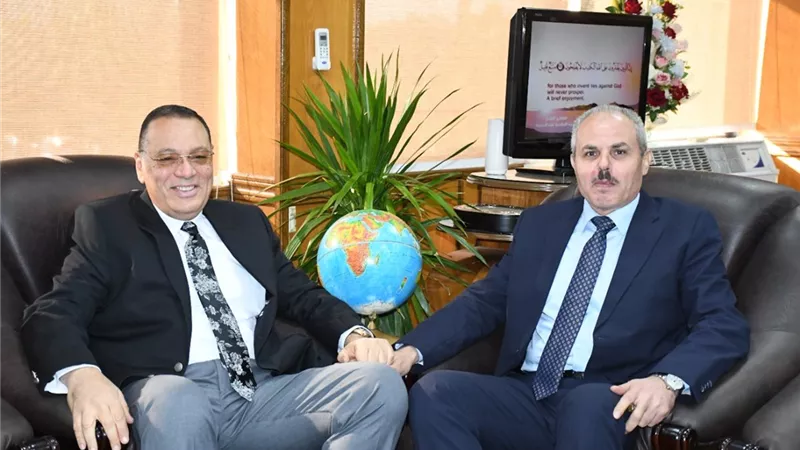محافظ الشرقية يهنئ رئيس جامعة القناة بمنصبه الجديد