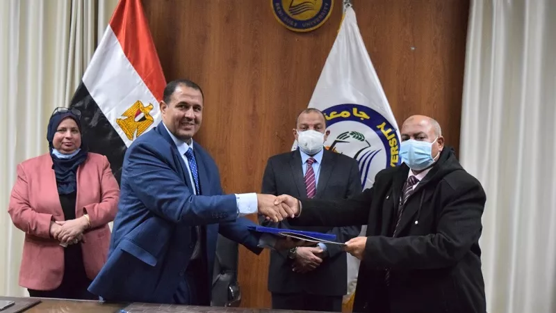 جامعة بني سويف ودار المنظومة السعودية يوقعان اتفاقيات تعاون في مجال تقنية المعلومات