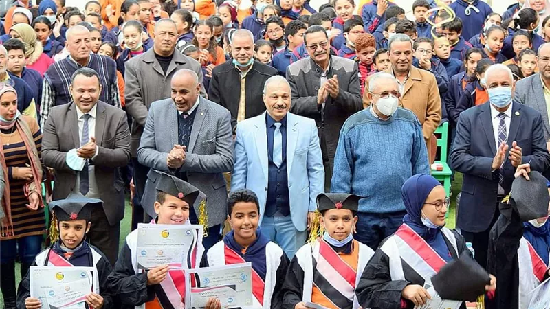 أمين مستقبل وطن يكرم أوائل طلاب مدرسة دار الاقصى وعصمت عفيفي الفائزون بالمرحلة الأولى بالمسابقة