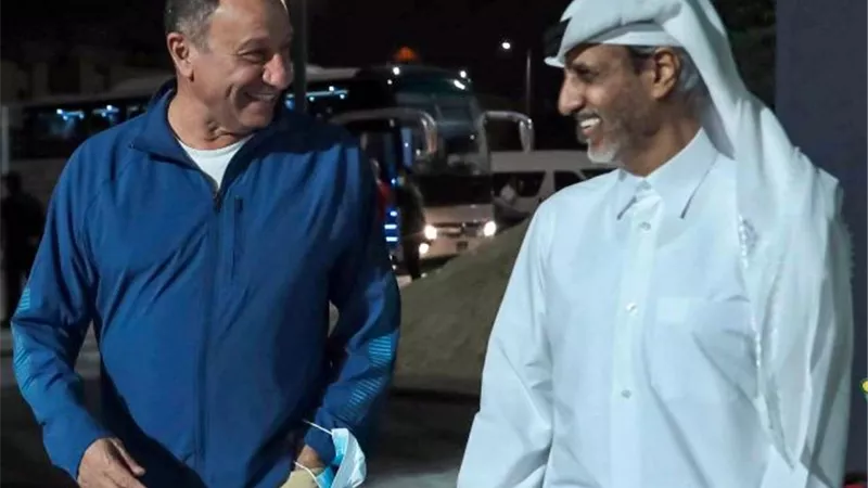 الخطيب يهنئ رئيس الاتحاد القطري بنجاح بطولة كأس العرب