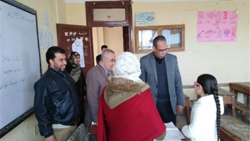 وكيل التعليم بالقليوبية يشدد على تكثيف الزيارات الميدانية لمدارس المحافظة