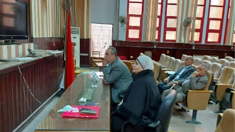 تعليم القليوبية تشارك في اجتماع نائب الوزير لشئون المعلمين عبر الفيديو كونفرانس
