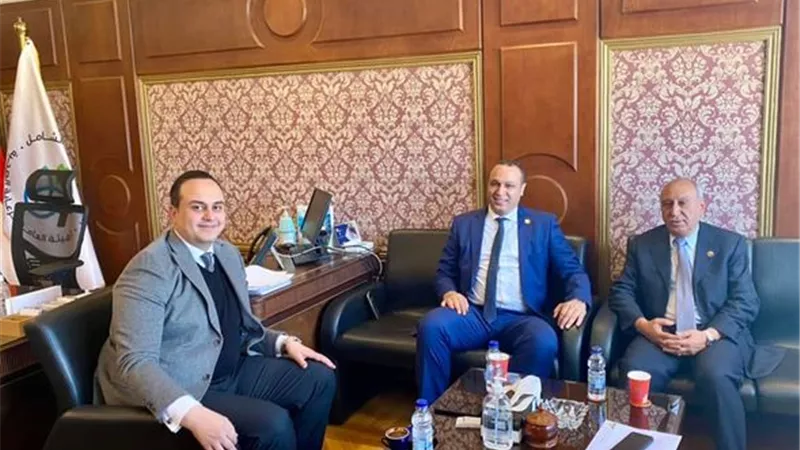 النائب محمد طلبة :تشغيل 10 مراكز ووحدات طبية بداية 2022 بالإسماعيلية