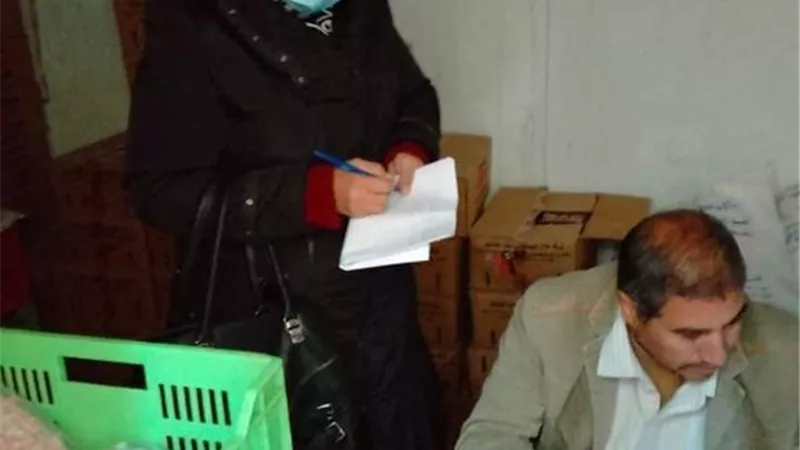 ضبط مستأجر ثلاجات مدرسة زراعية بالإسماعيلية لتصنيعه لحوم مجهولة المصدر ..صور