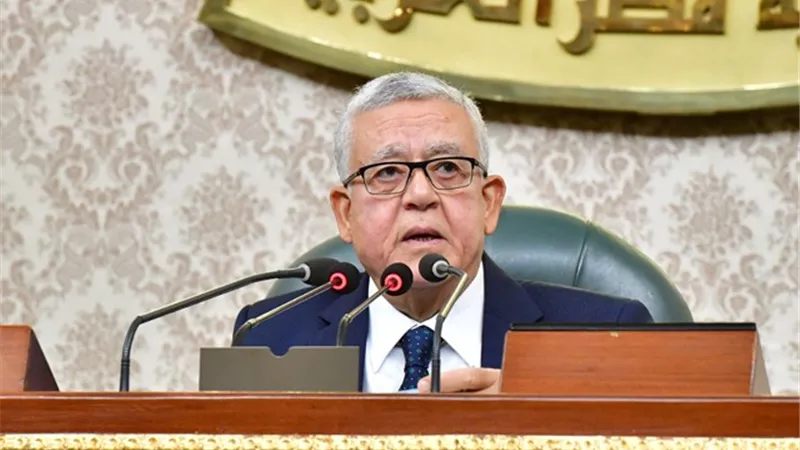 تعديلات في قانوني المعاشات والعقوبات