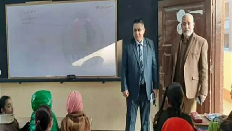 مدير تعليم غرب شبرا الخيمة يتفقد عددا من مدارس الادارة