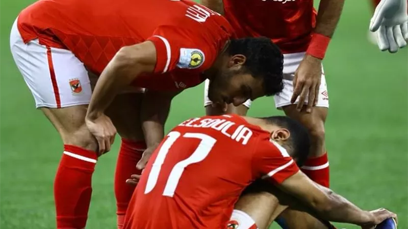 الأهلي يكشف تفاصيل إصابة عمرو السولية