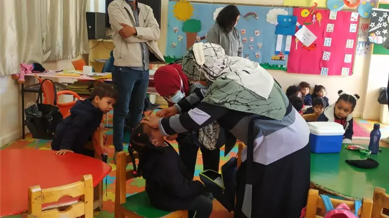 تطعيم 253 ألف و487 طفل فى الحملة القومية للتطعيم ضد شلل الأطفال بأسوان