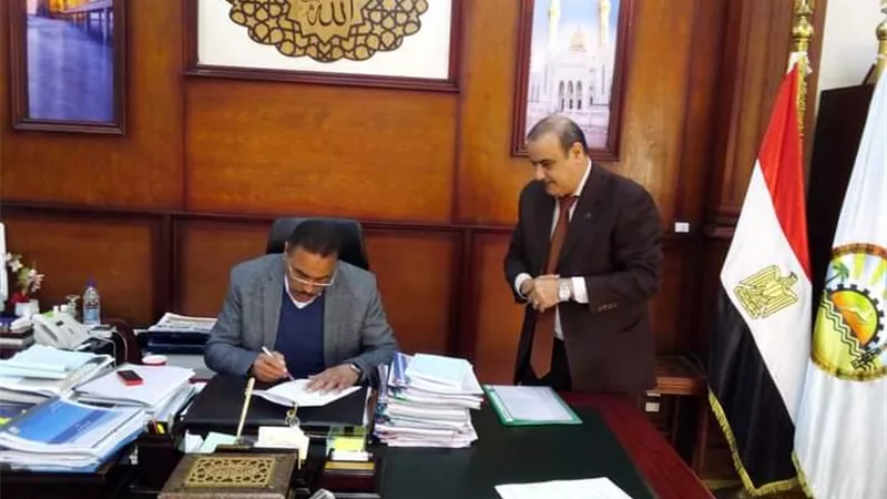محافظ مطروح يعتمد جدول امتحانات الفصل الدراسي الأول للمراحل التعليمية المختلفة