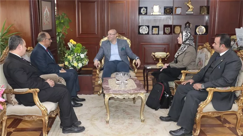 محافظ بني سويف يلتقى نائب وزير الصحة لشؤون السكان