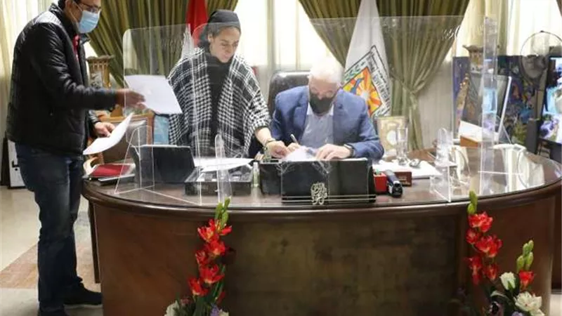 فودة يصدق علي قرارات تصالح علي مخالفات البناء لأهالي مدينة شرم الشيخ