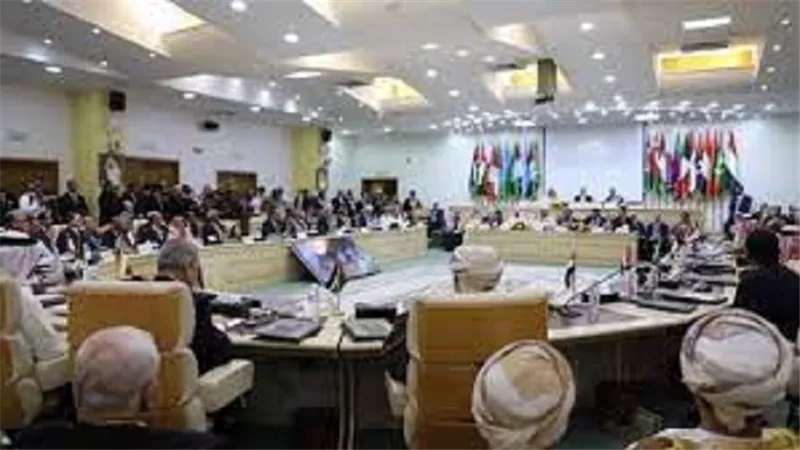 الداخلية العرب يستنكر محاولة استهداف مليشيا الحوثي مطار أبها الدولي