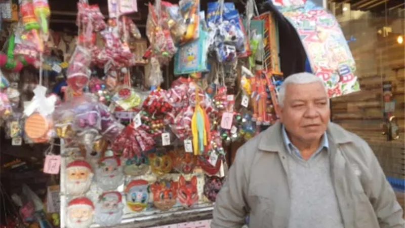 انتعاش.. في سوق الهدايا بالقاهرة