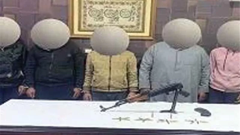 هجامين الشرقية .. بالأساور الحديدية