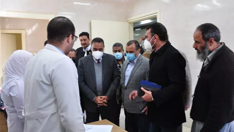 قافلة طبية لجامعة كفر الشيخ لخدمة أهالي السلوم وإجراء الكشف الطبي على 861 حالة
