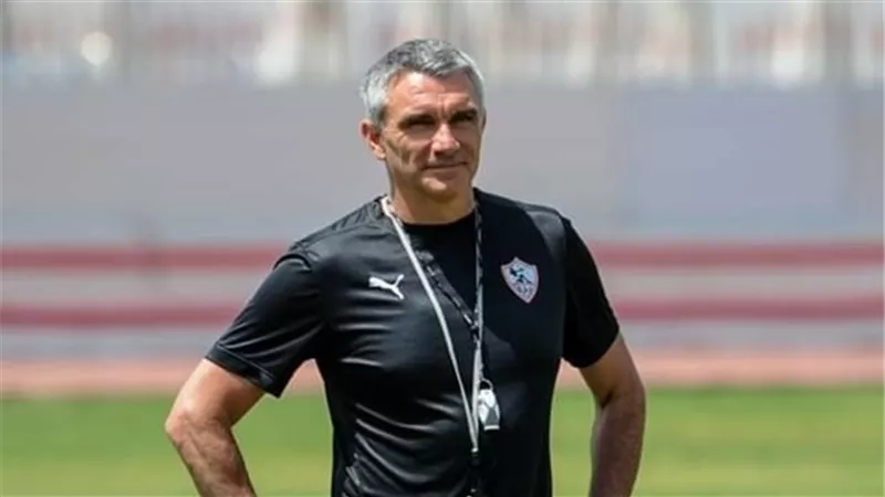 كارتيرون يطالب ادارة الزمالك سرعة التجديد لنجم الهجوم