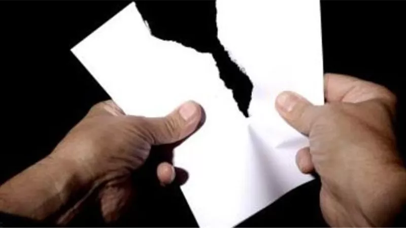 ما كيفية التخلص من الأوراق التي فيها آيات القرآن الكريم أو حديث شريف؟