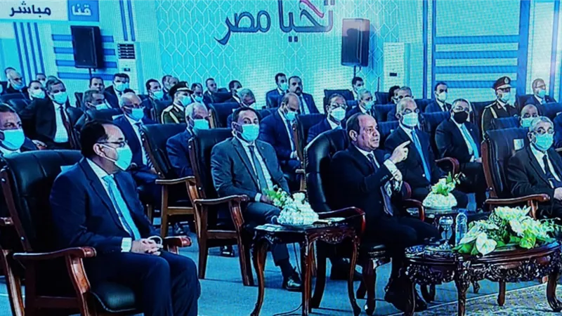 السيسى : نستهدف فى المرحلة الحالية تحقيق الاكتفاء الذاتى للسوق المحلى