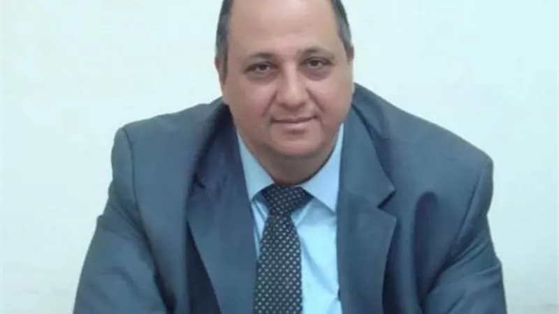 اختيار د. معتز صلاح الدين شخصية العام فى مجال قضايا الإعلام والمرأة والاسرة العربية