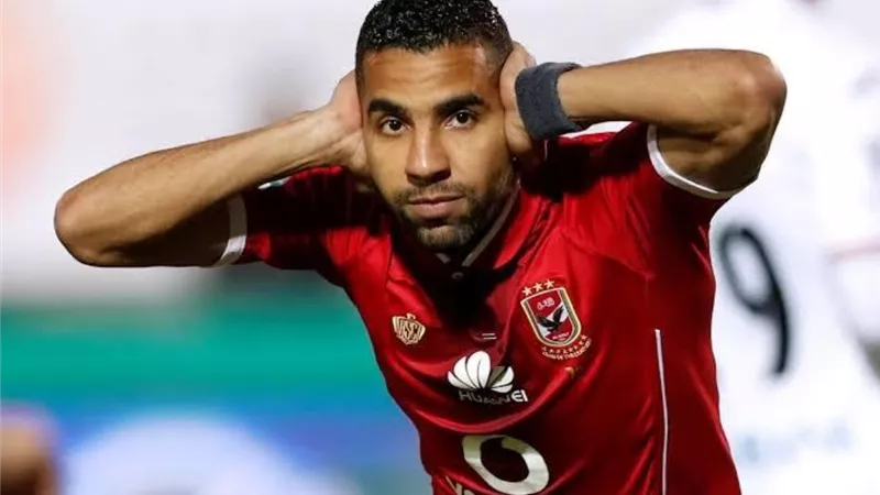 خيري رمضان يكشف عن اتصال بمؤمن زكريا: 