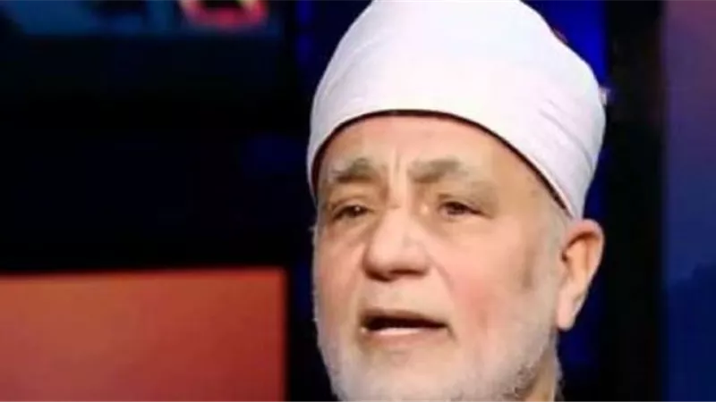 التبرع لرفع القمامة من أمام مسجد..ما حكمه؟