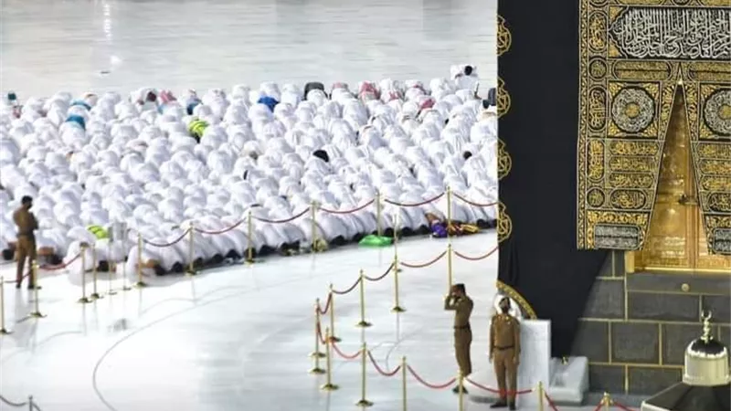 السعودية تعلن عن فتح باب الحجز للعمرة خلال شهر يناير