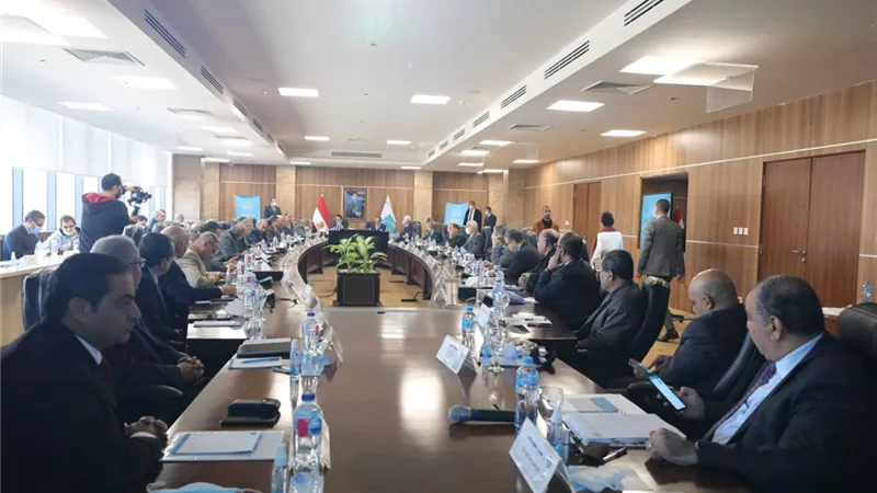 الأعلى للجامعات: الحصول على لقاح كورونا شرط أساسي لدخول امتحانات الترم الأول