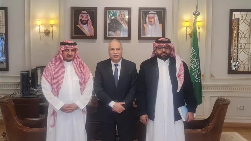 قنصل المملكة العربية السعودية يستقبل مديرالقوى العاملة بالإسكندرية