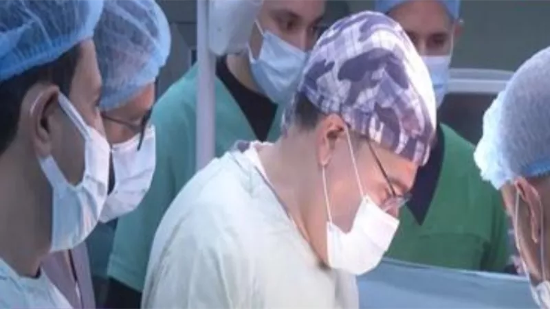 قافلة طبية مصرية تصل قطاع غزة بتخصصات مختلفة ونادرة .. فيديو