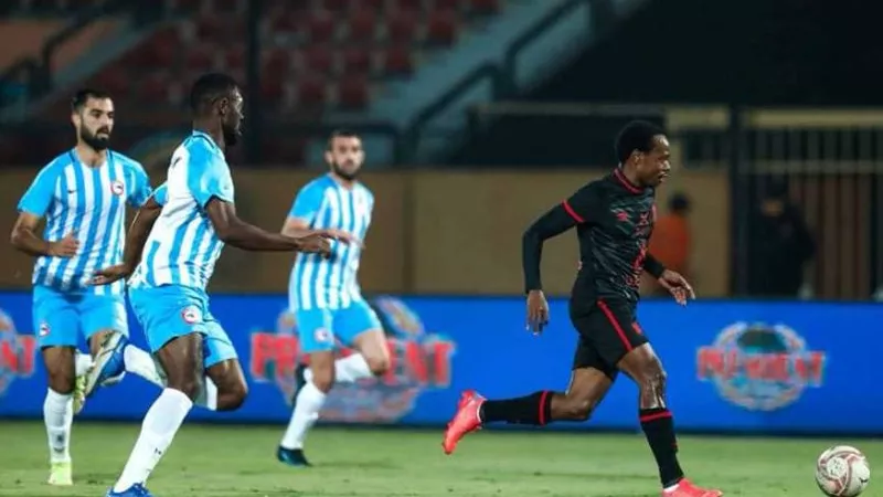 فاروق: الدفاع نقطة ضعف الأهلى .. وموسيماني يتحمل التعادل أمام فيوتشر