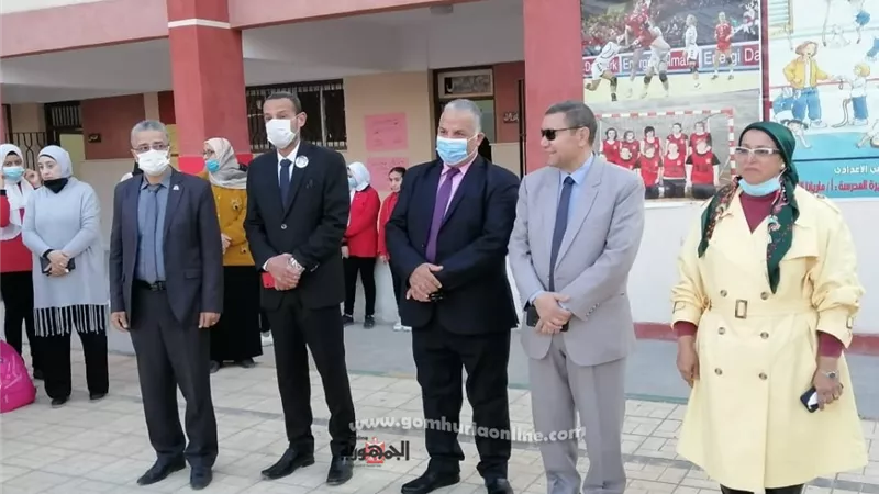 وكيل تعليم دمياط يفاجئ مدرسة الشهيد 