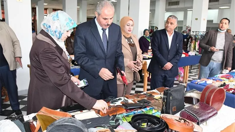 إفتتاح معرض المنتجات اليدوية والتراثية التاسع بجامعة القناة
