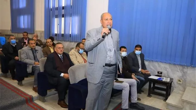 نائب محافظ سوهاج يناقش الموقف التنفيذي لمشروعات 