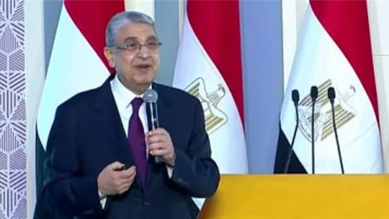 شاكر: الرئيس أكد أن الكهرباء مسألة أمن قومي.. وسنشهد مشروعات عملاقة أخرى مثل محطة بنبان قريبًا