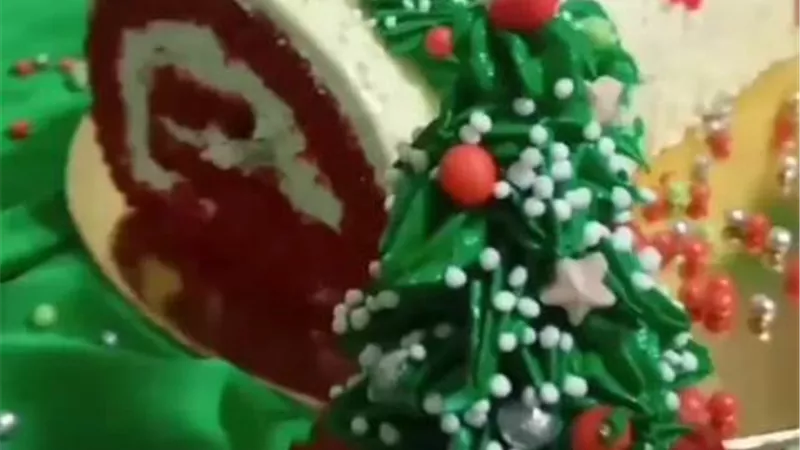 كب كيك وسويسرول لاحتفالات رأس السنة بالفيديو