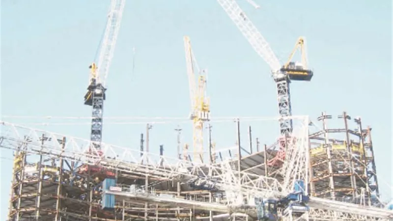 خبراء الاقتصاد: الدولة تفتح ذراعيها للقطاع الخاص للمشاركة في جهود التنمية