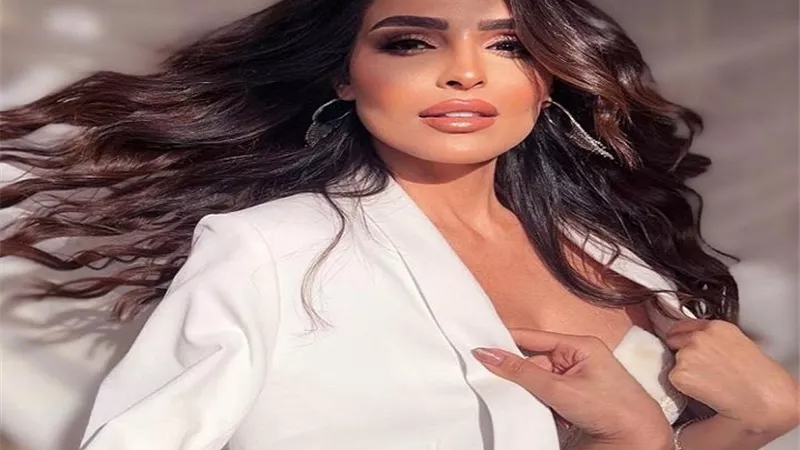 بمكياج ناعم .. ليلى حسين تسحر قلوب متابعيها
