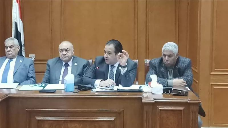 علاء عابد : الرئيس السيسي أول قائد يهتم بتطوير السكة الحديد