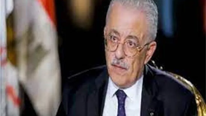 طارق شوقي : كل 36 ألف معلم يكلفنا مليار جنيه والمرتبات تلتهم 85% من الموازنة
