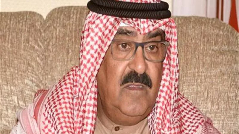 ولي عهد الكويت يستقبل أعضاء الحكومة الجديدة لأداء اليمين الدستورية