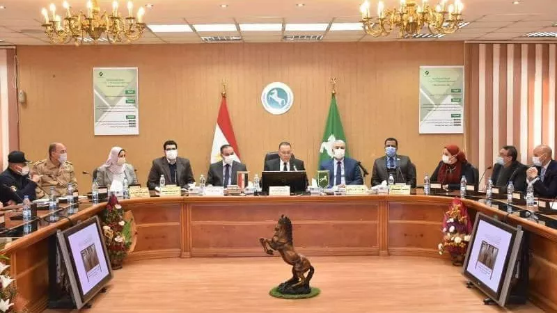 محافظ الشرقية يُشيد بمجهودات الرئيس في تطوير الريف المصري ومحافظات الصعيد
