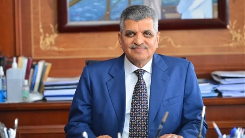 الفريق أسامة ربيع يكشف لـ