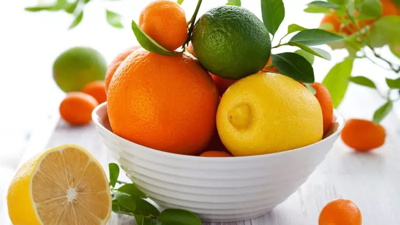 عصائر طبيعية.. ٤ طرق لتقوية مناعة طفلك خلال جائحة كورونا.. انفوجراف