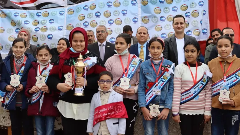 مستقبل وطن بكفرالشيخ يكرم أوائل الطلبة بمركز مطوبس