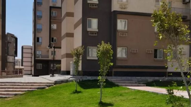 رئيس جهاز حدائق أكتوبر يعلن عن أحدث عمليات تطوير الزراعة.. بالصور والأرقام